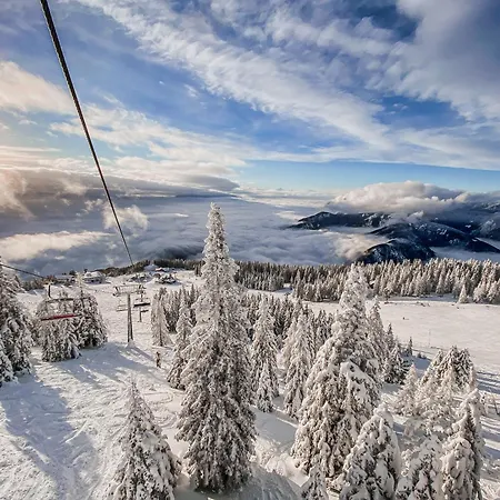 Panorama Krvavec Ski-in, Ski-out Semesterbostad Cerklje na Gorenjskem