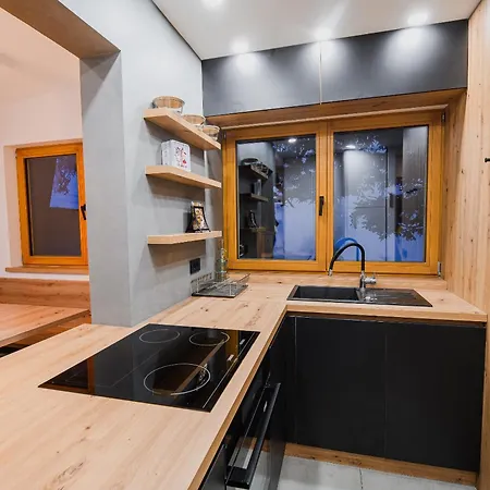 Panorama Krvavec Ski-in, Ski-out