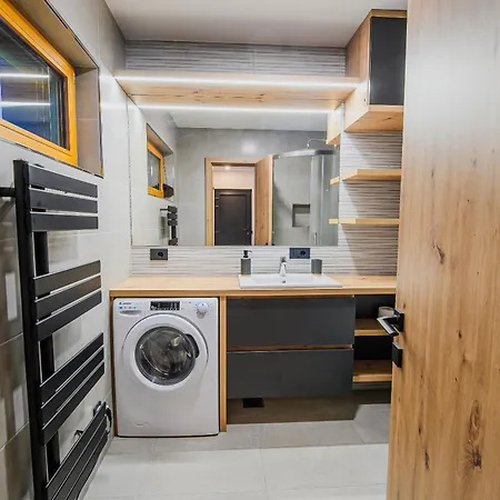 Panorama Krvavec Ski-in, Ski-out *