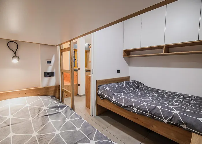 Panorama Krvavec Ski-in, Ski-out Tatil Evi *