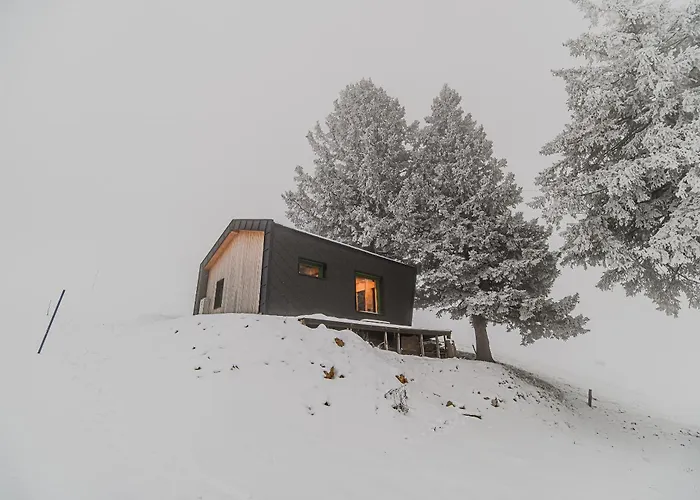 Panorama Krvavec Ski-in, Ski-out Vakantiehuis *